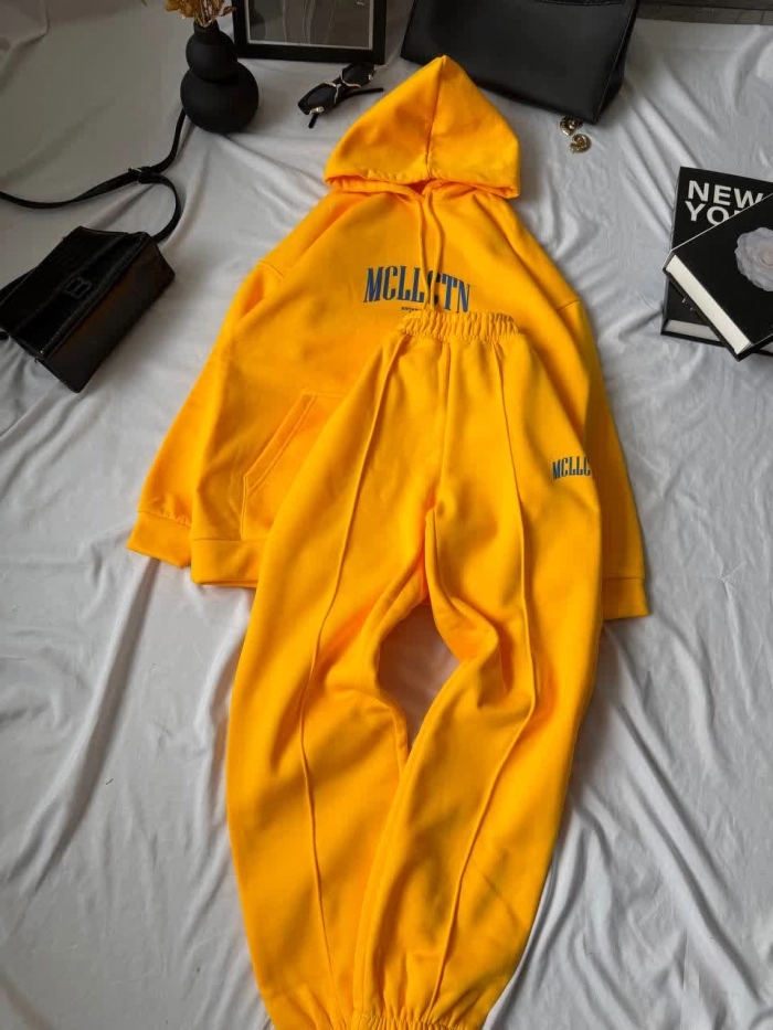 Купити - Костюм трьох нитка